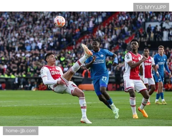 埃因霍温联赛场均轰入3.18球 恐怖火力领跑荷甲