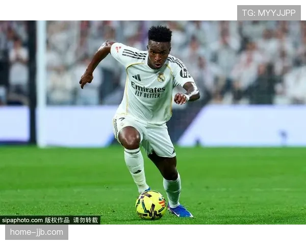 瓦伦西亚主场取胜稳固中游 伤病潮下年轻球员获得机会